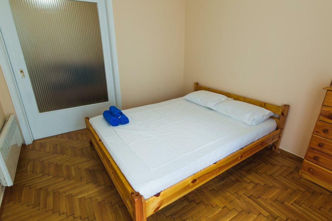 Vip Greece Petros Apartamento Atenas Exterior foto