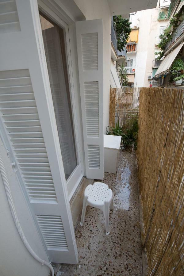 Vip Greece Petros Apartamento Atenas Exterior foto